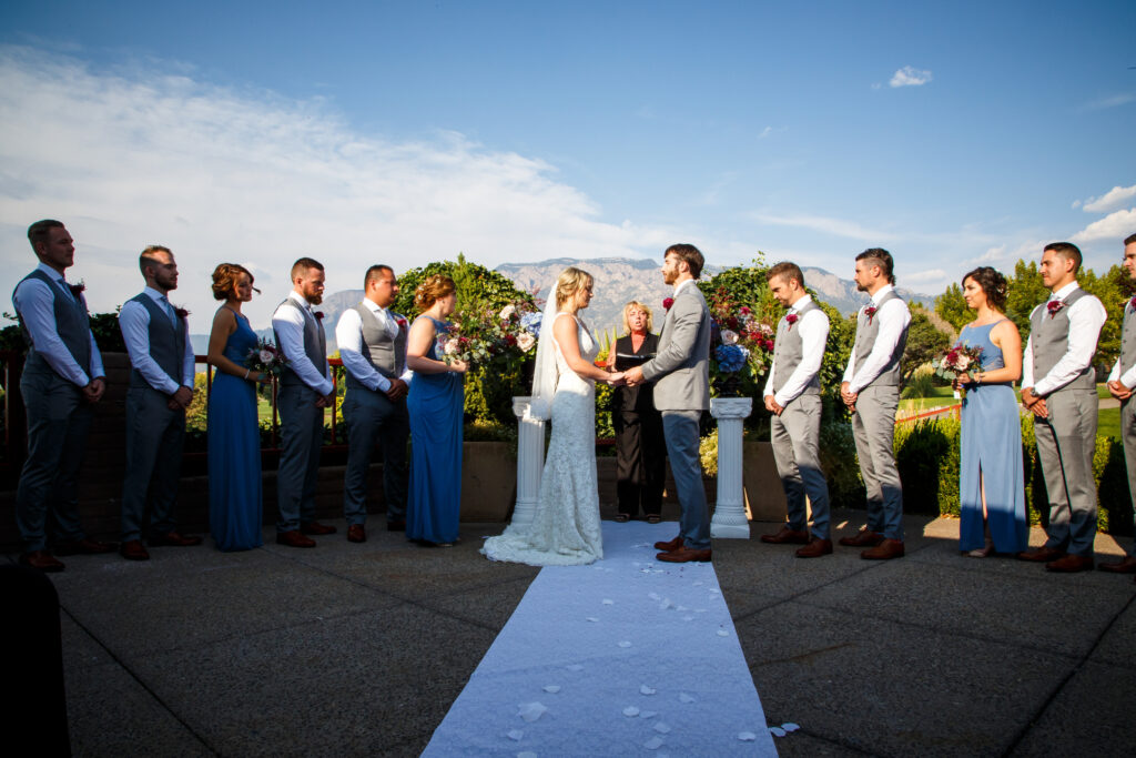 Image of outdoor ceremony at Tanoan Country Club